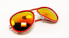 Classic Aviator Style with Revo Mirrored Lenses Sunglasses. Red 100% UV400